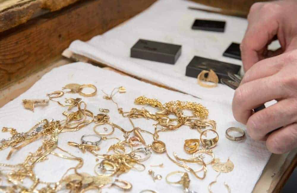 Sweet Home Scrap Gold Secrets: Raise Money with Buyer Tips