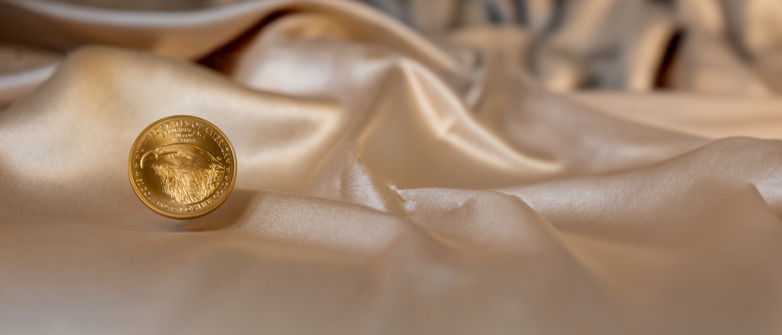 gold-eagle-on-silk