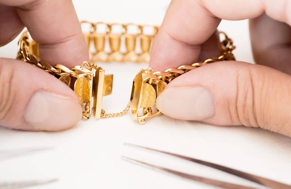 Expert Jewelry Repair Services for Your Precious Metals - Restore and Revive Your Valuable Pieces